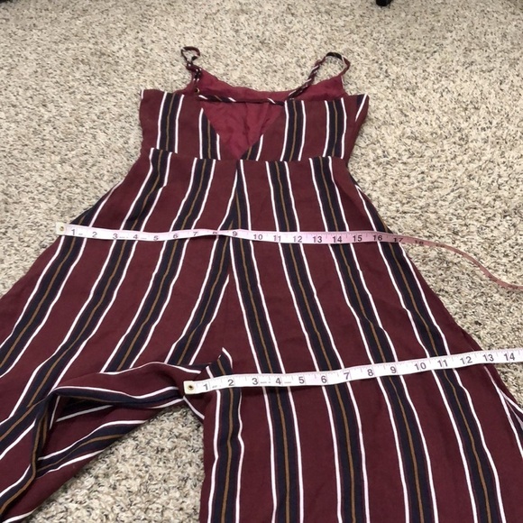 BP Wide Leg Cropped Jumpsuit Size XXS Burgundy Red Striped Cut Out Back - Picture 6 of 9